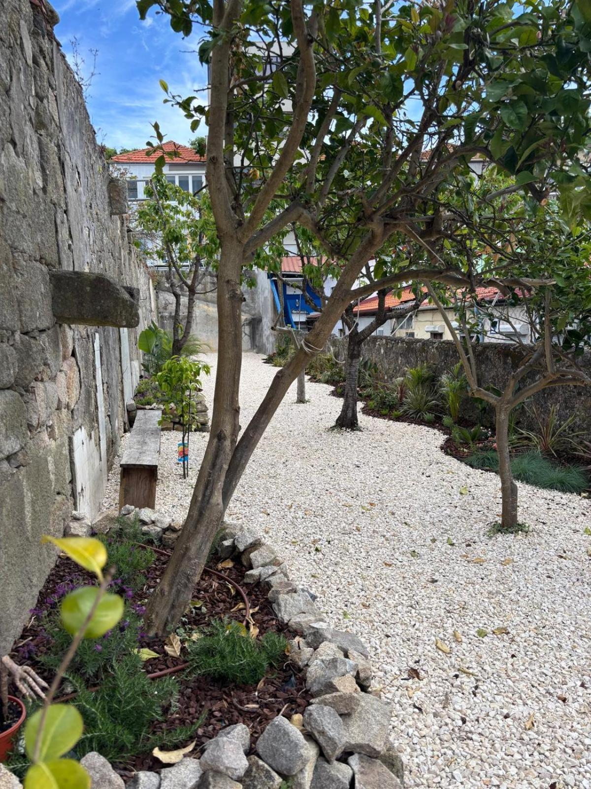 Chic Loft With Garden, Sleeps 4 Apartamento Oporto