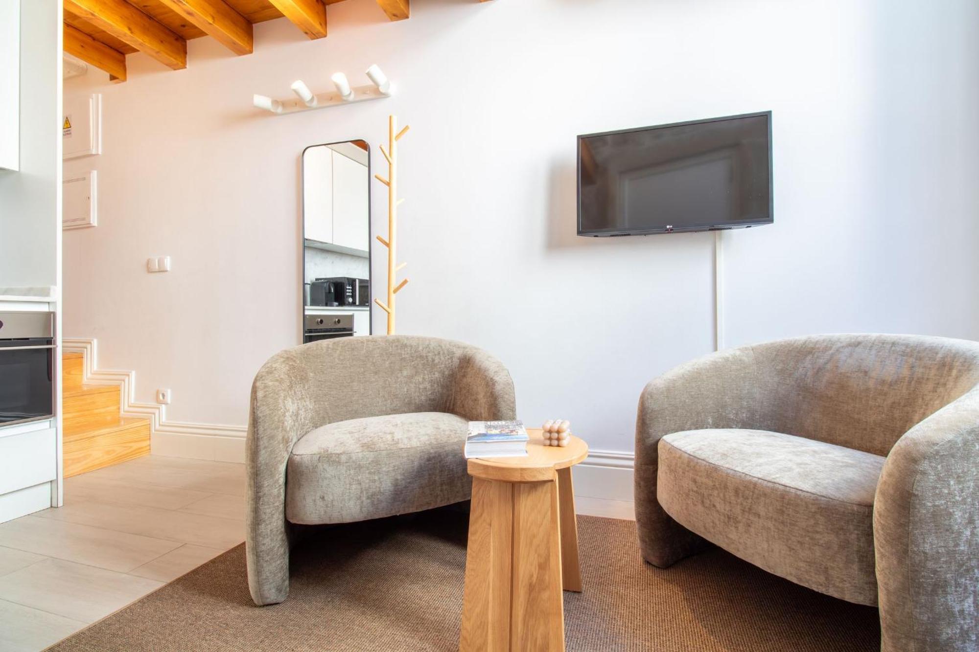 Cozy Mezzanine Hideaway W Ac By Lovelystay Apartamento Porto
