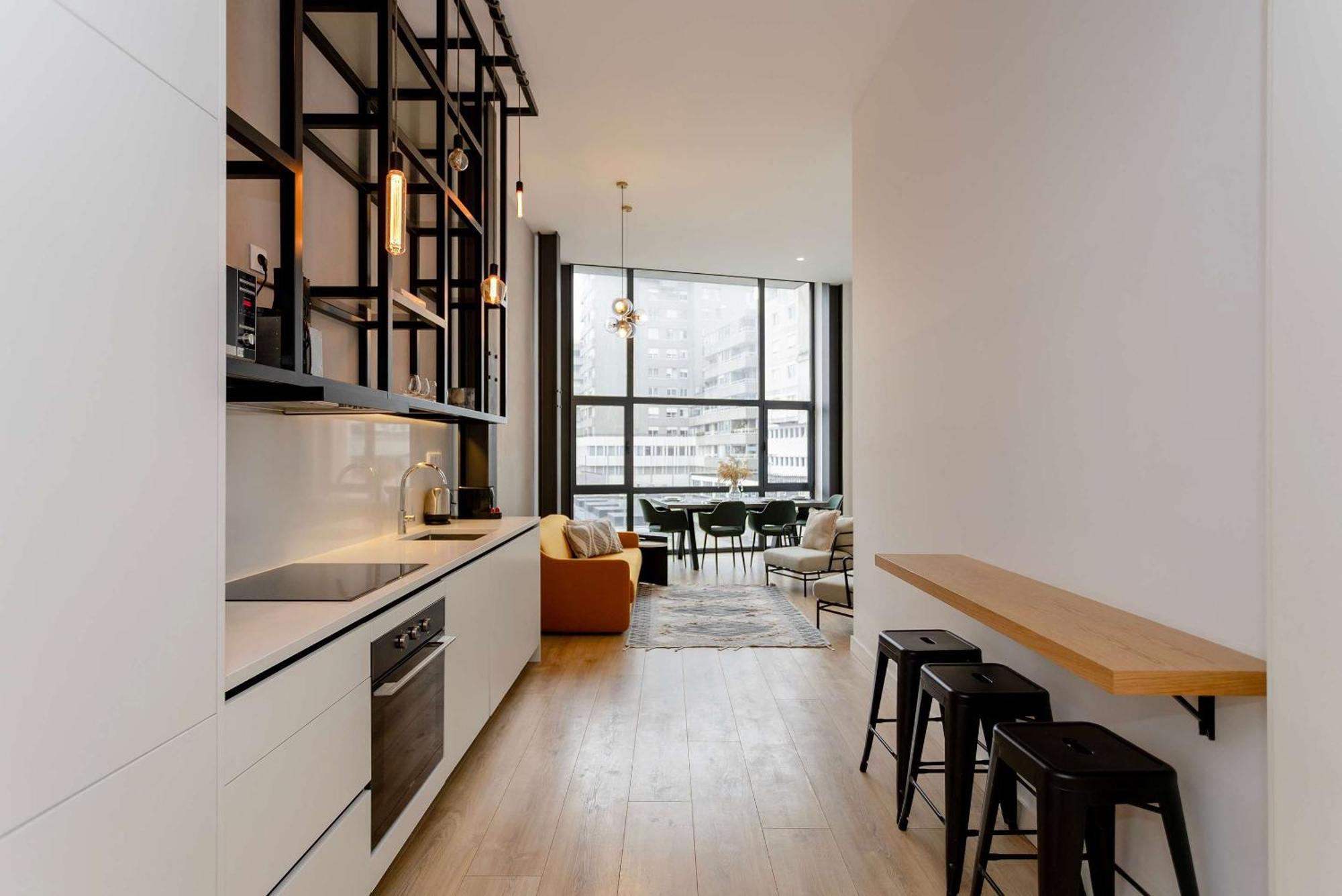 Liiiving In - Crystal Luxury Oporto