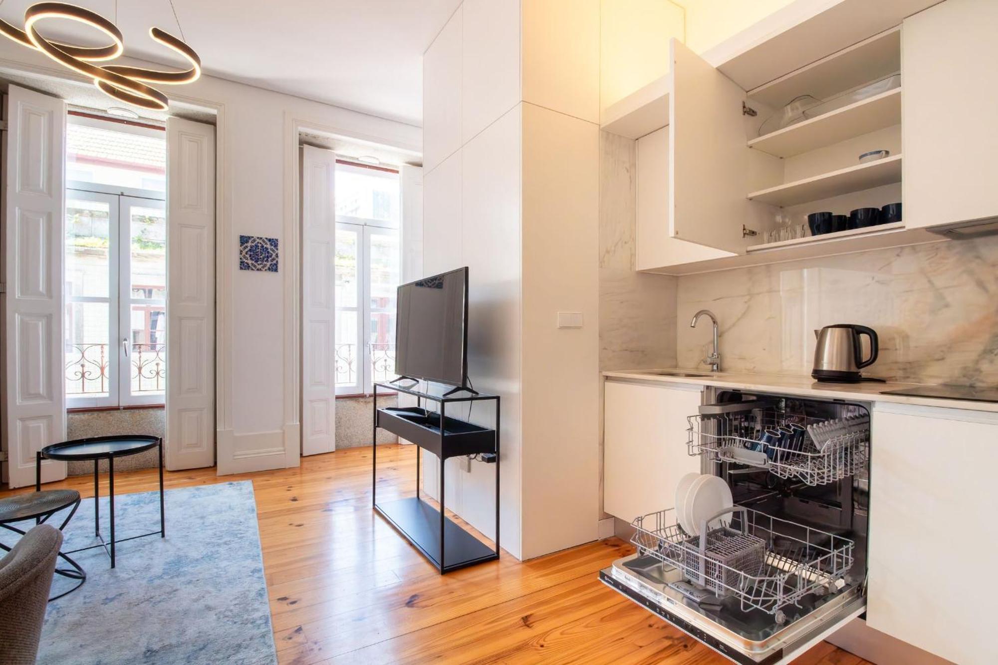 Apartamento Bright Flat Few Steps To Aliados Av By Lovelystay