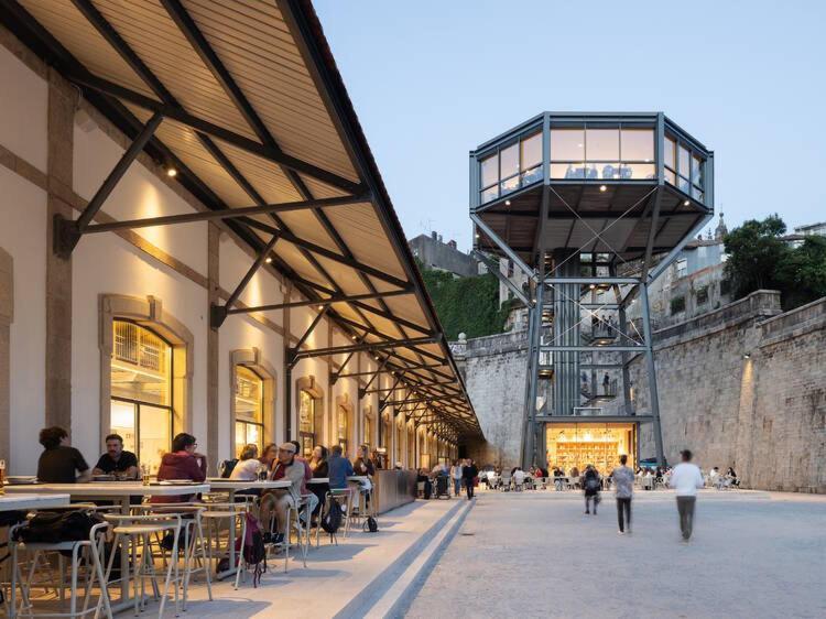 Design At The Center Oporto