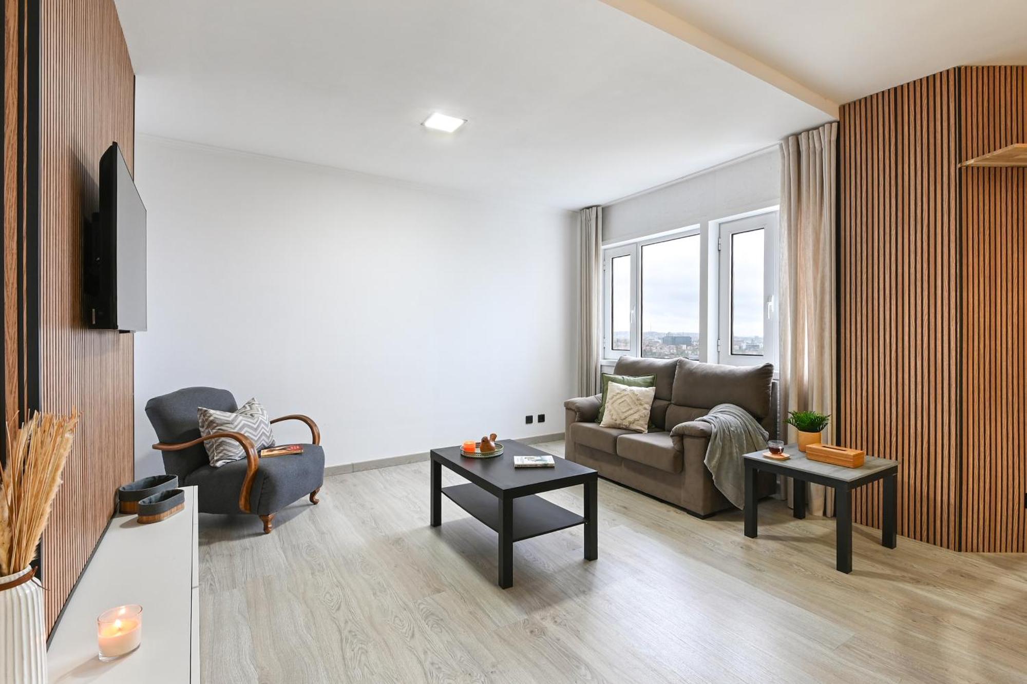 Panoramic 3 Bedrooms *