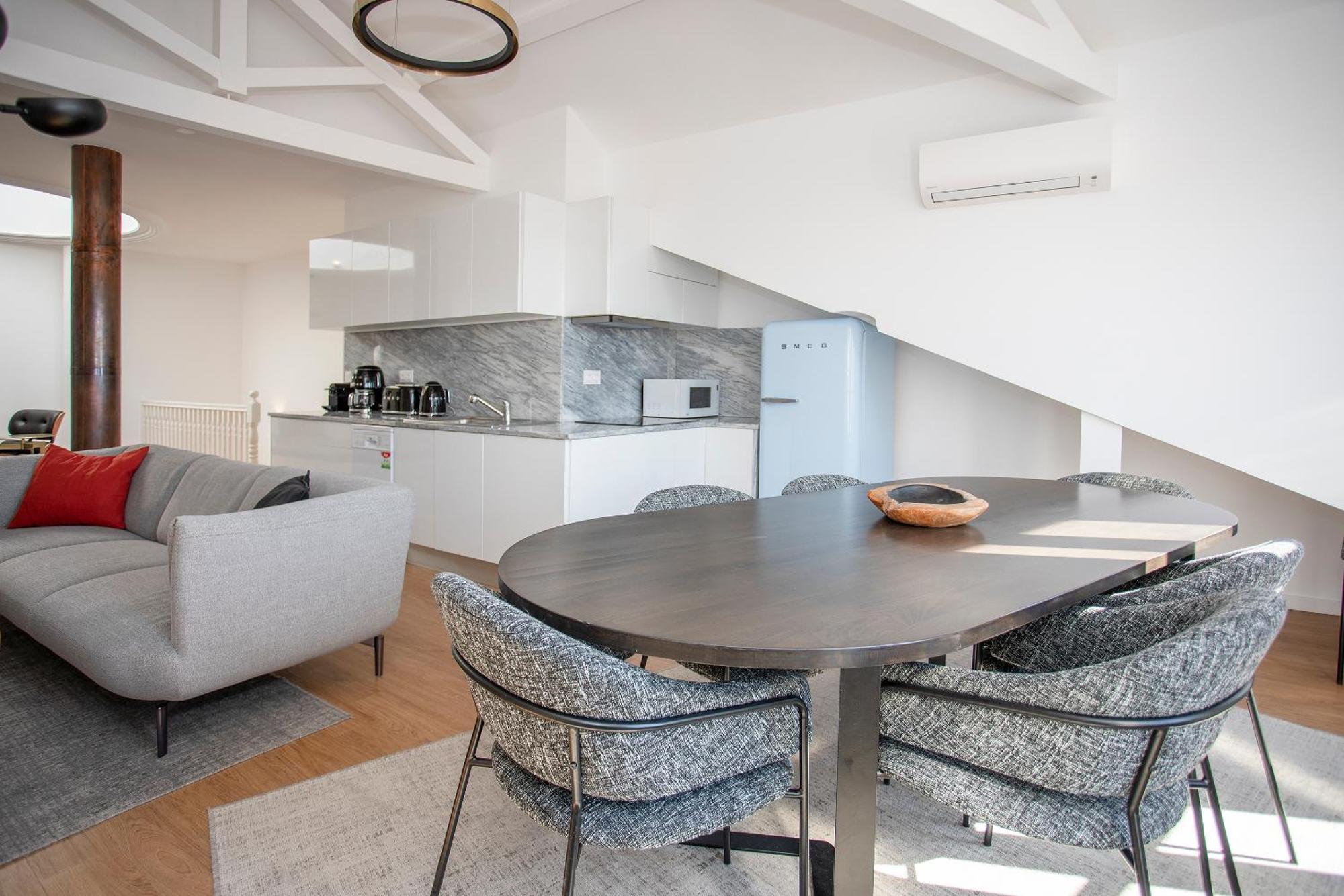 Liiiving In - Ribeira Vintage View Apartamento