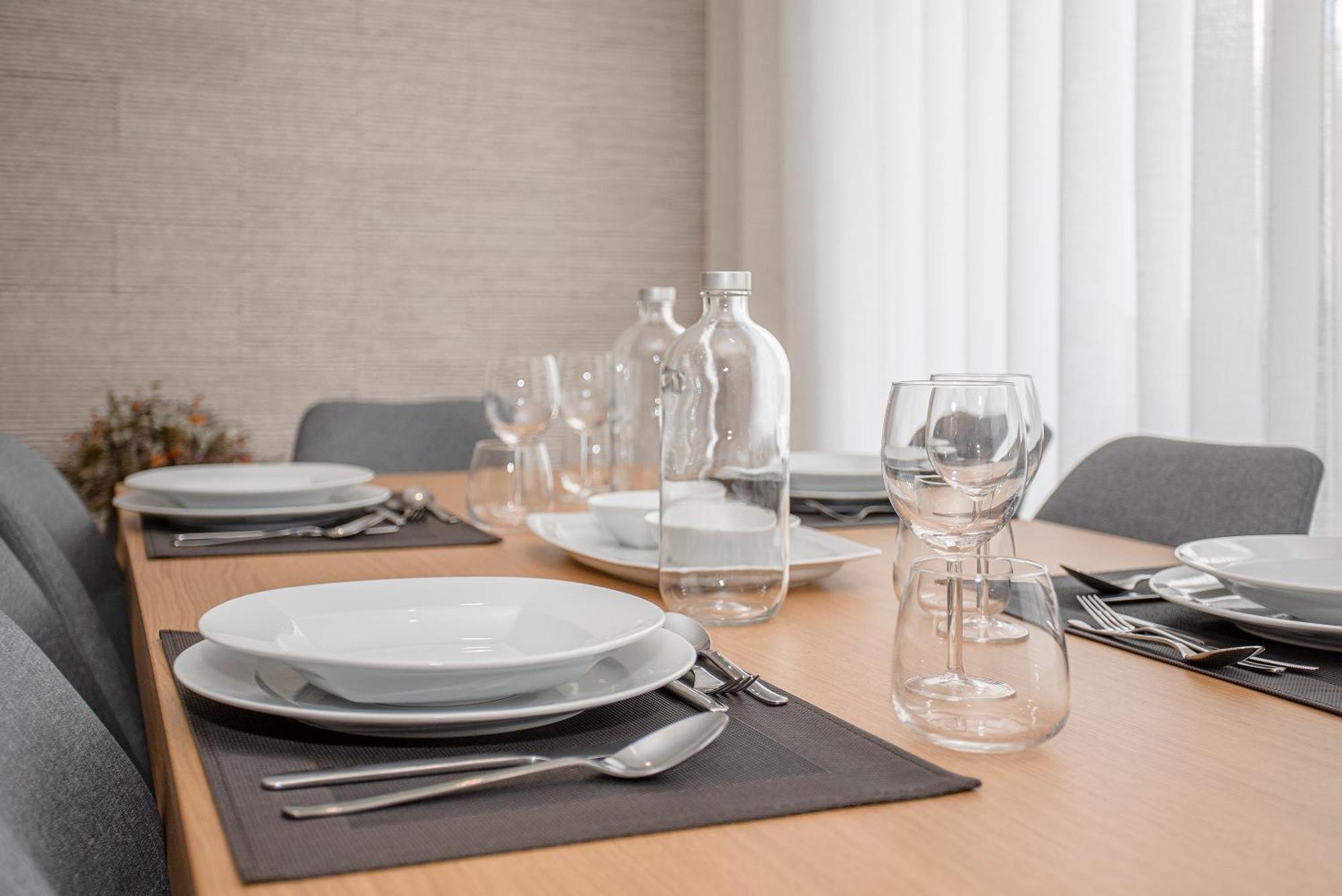 Liiiving In - Design Bright House Oporto