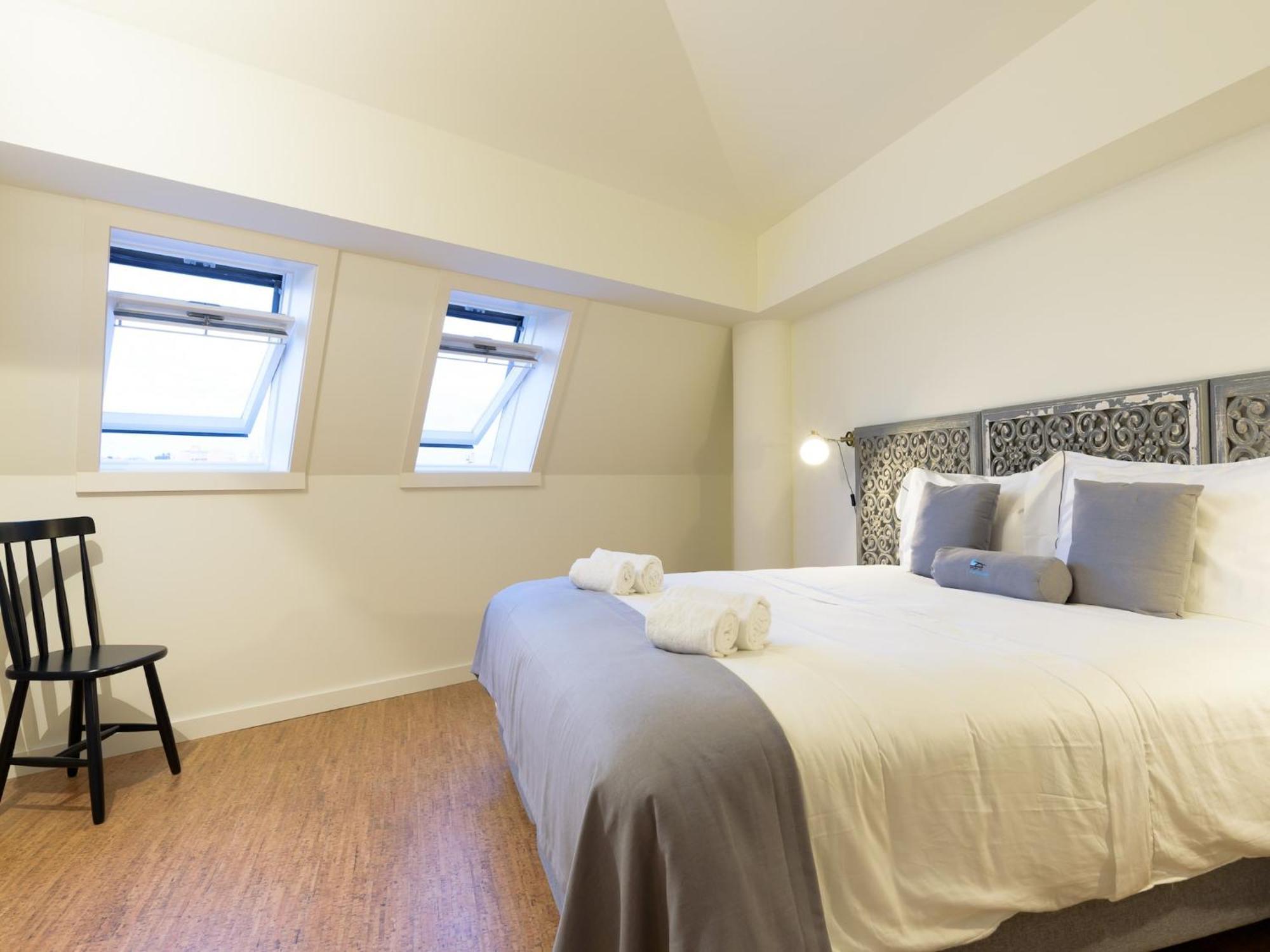 Stylish With Views In Porto