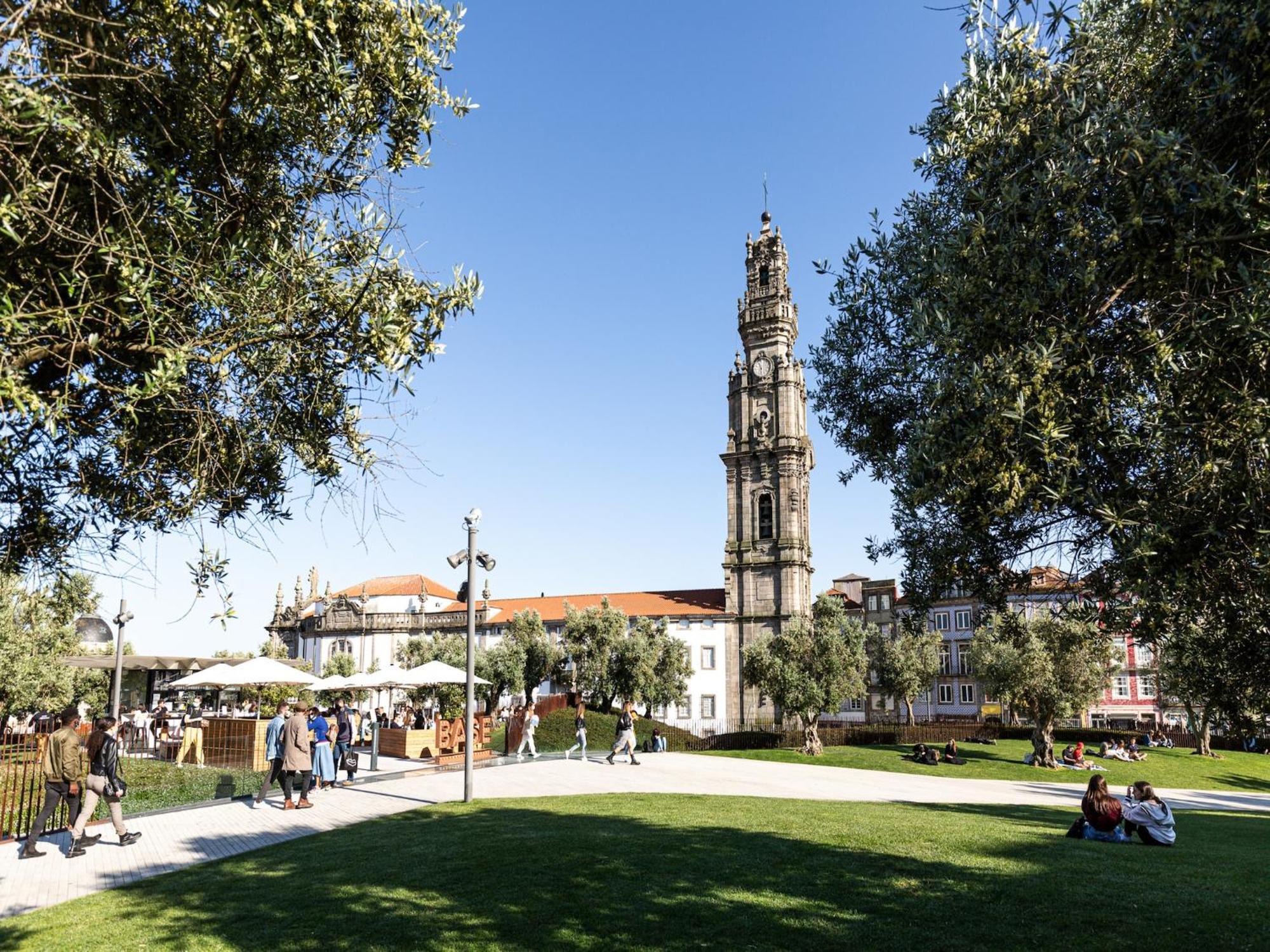 Stylish With Views In * Porto