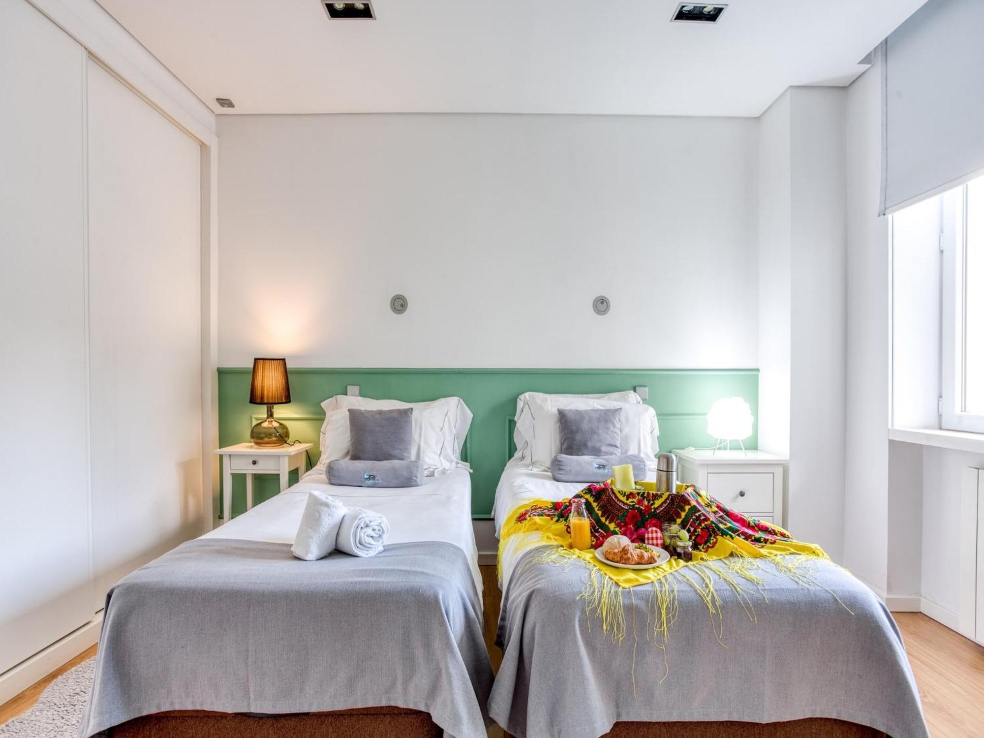 Spacious Near Bolhao Market Oporto