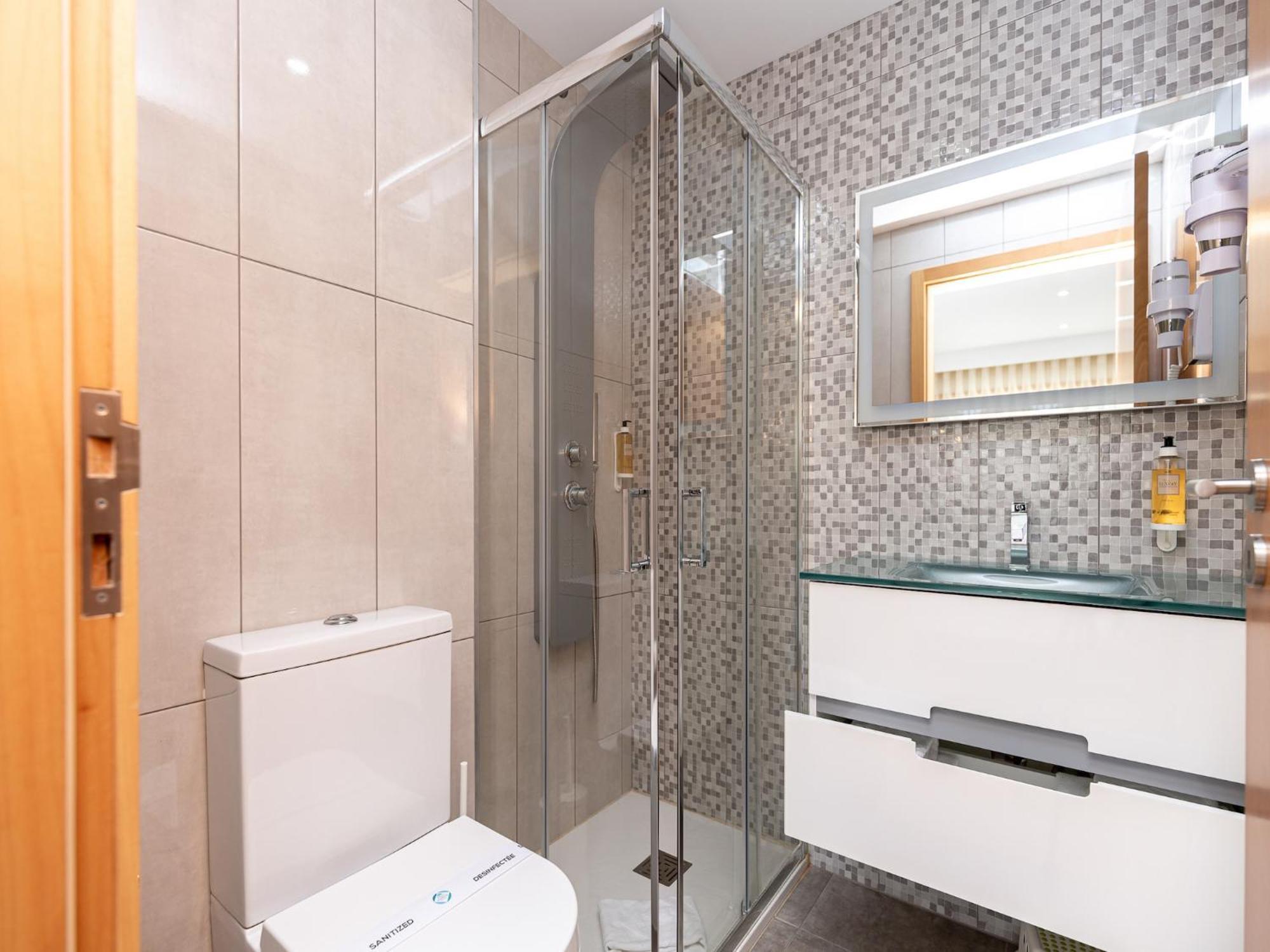 Modern For Two Guests