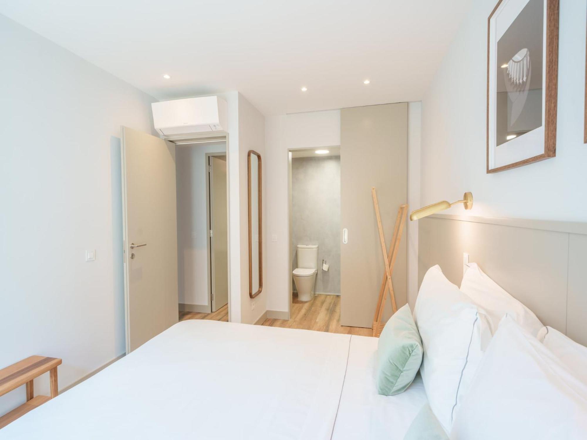 Apartamento Feel Firmeza Coworking & Flat 1 3 *