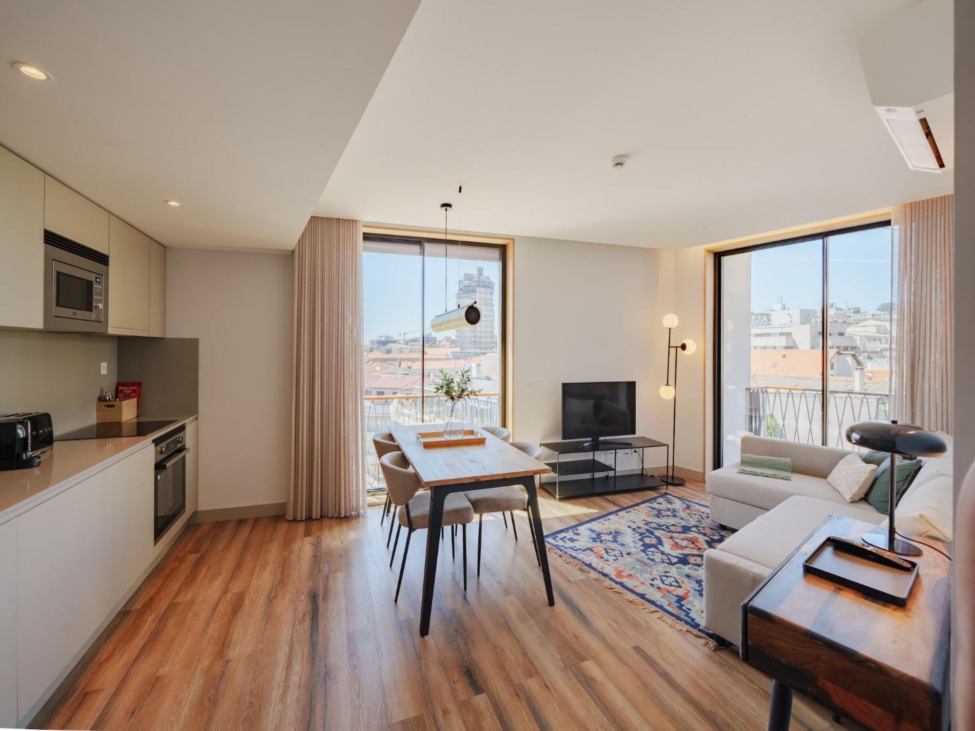 Apartamento Feel Firmeza Coworking & Flat 1 3 *