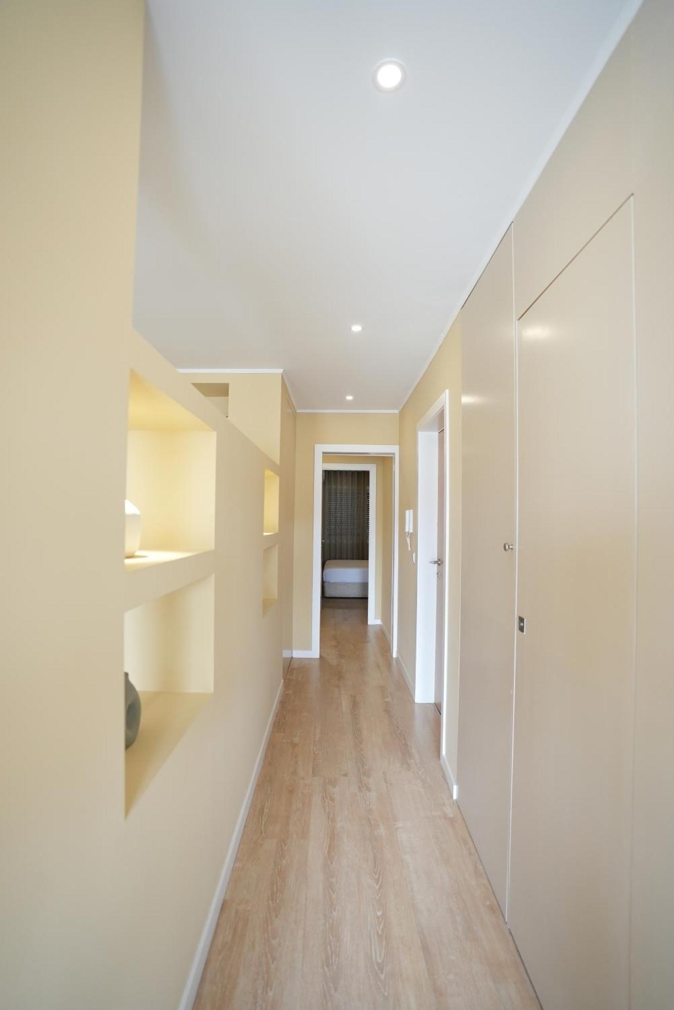 On - Family - Free Parking & Pet Friendly Apartment *