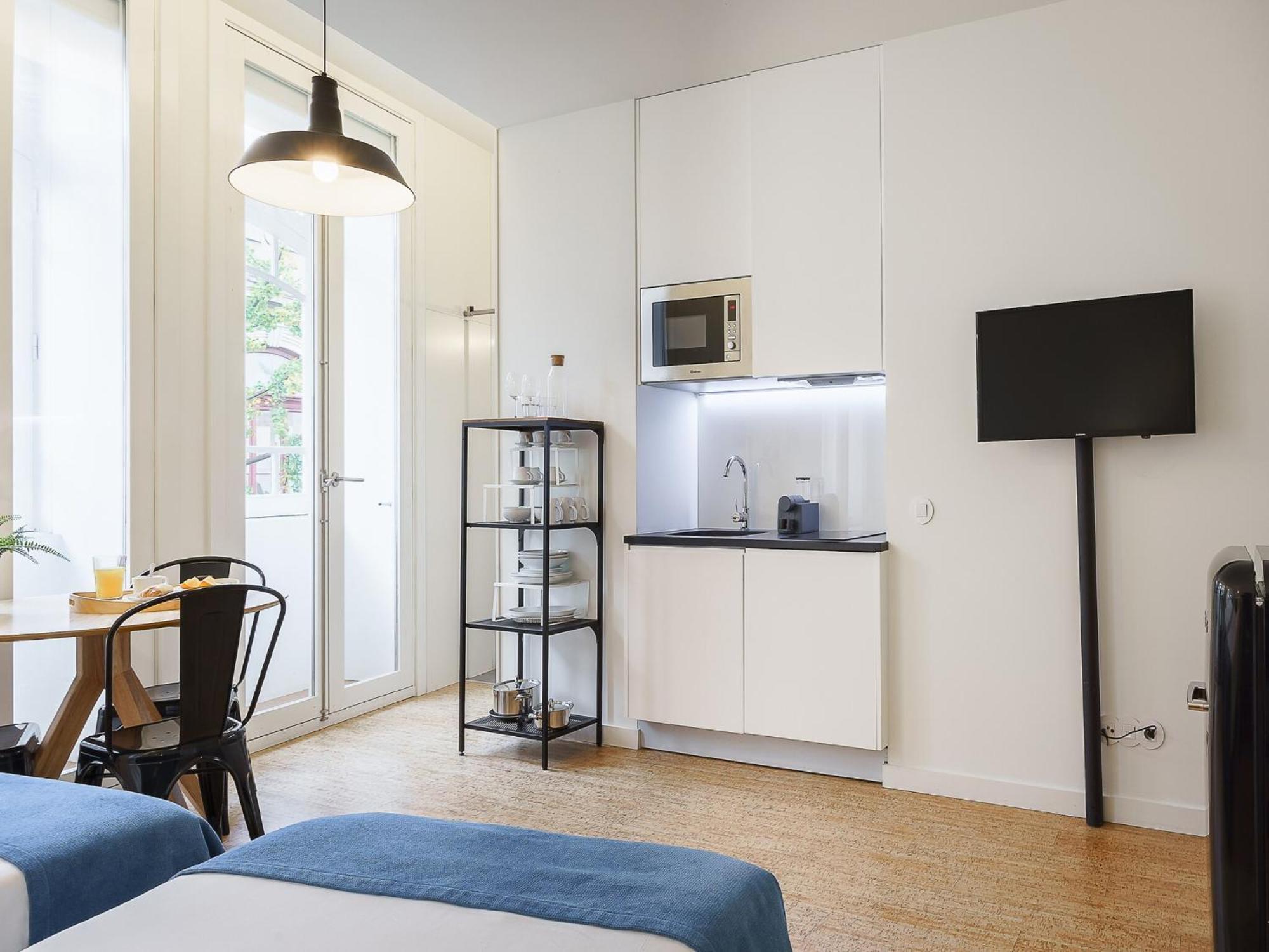 In The Heart Of Apartamento Porto