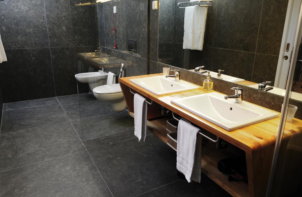 Apartamento Condes de Azevedo Palace Apartments *