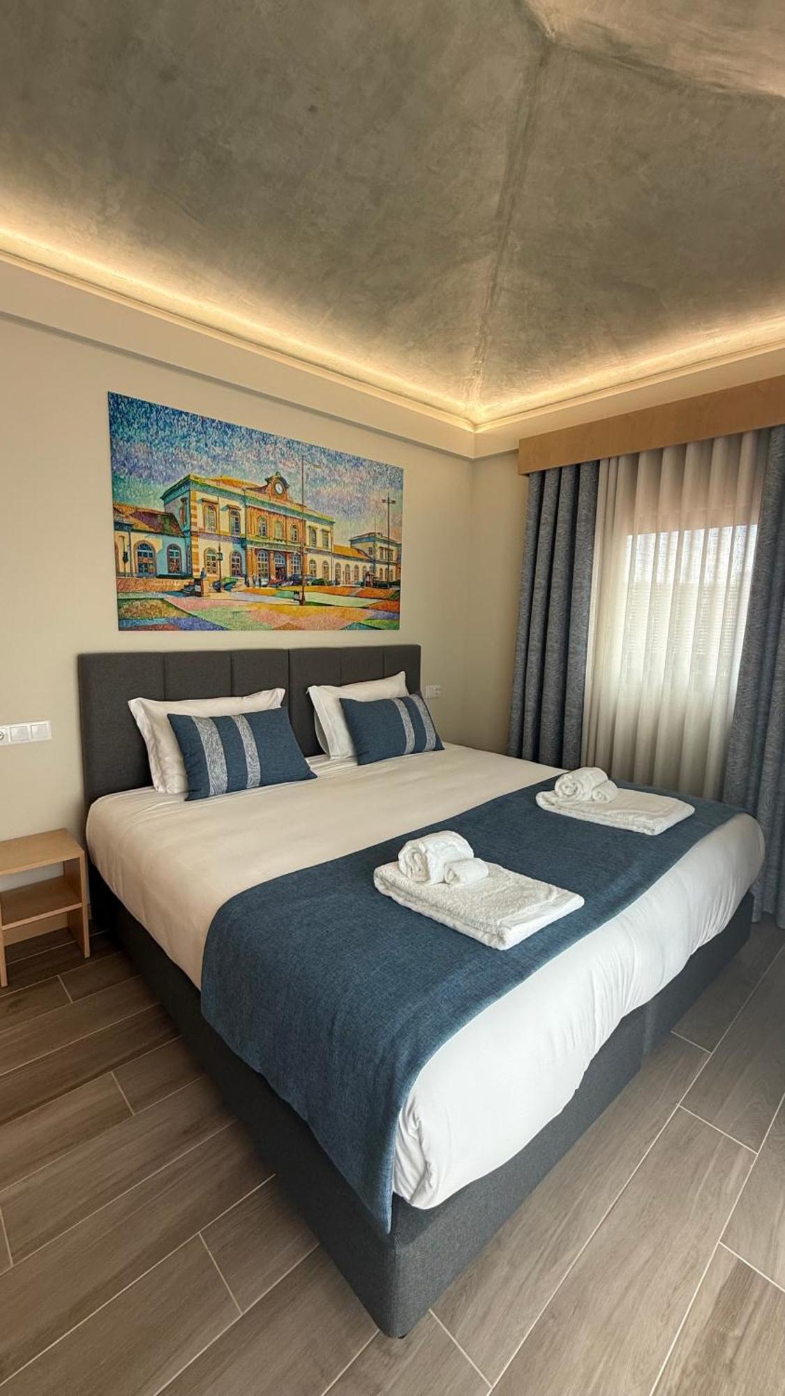 Albergue Station &