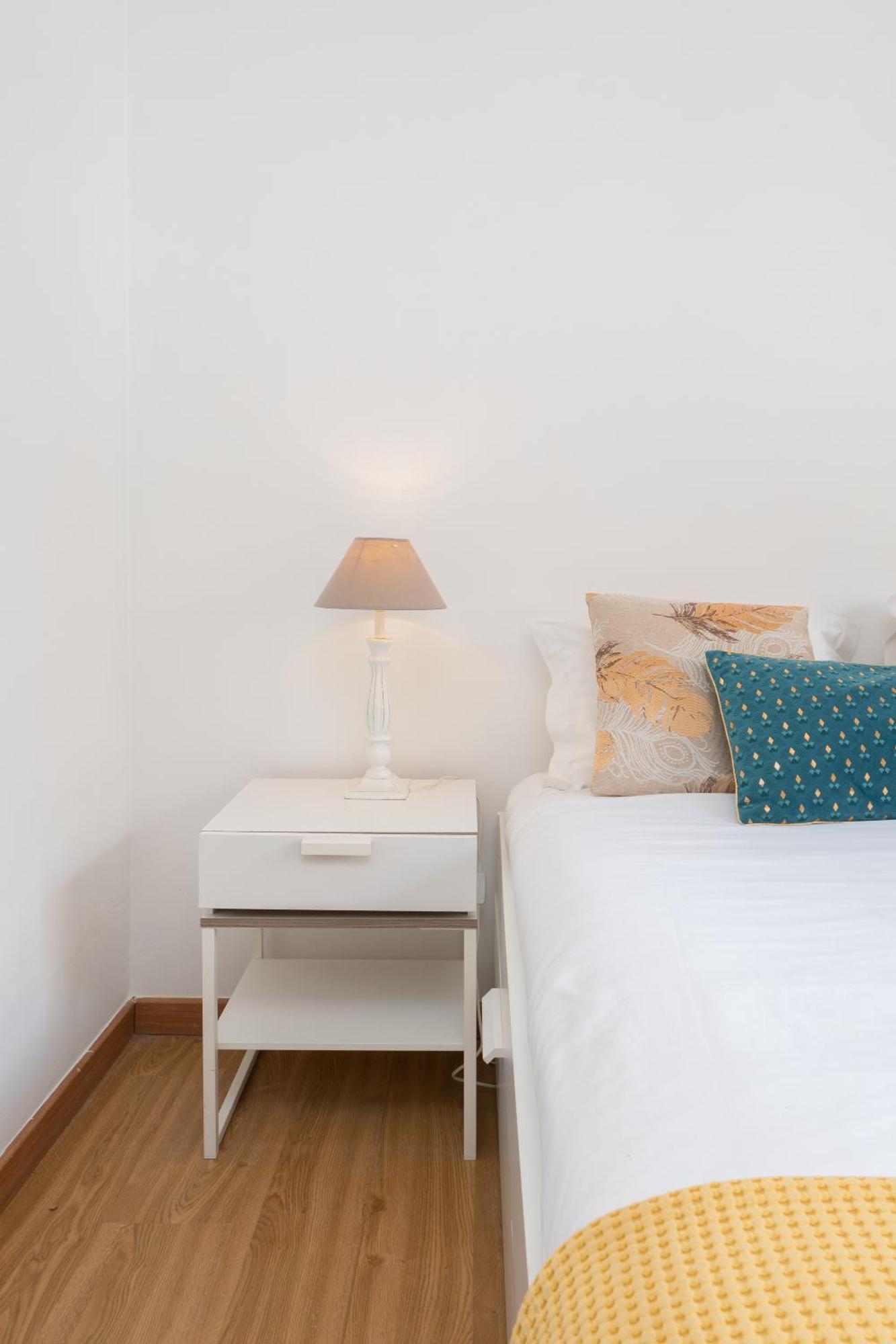 Renovated 3br Near Hotspots With Great Value * Porto
