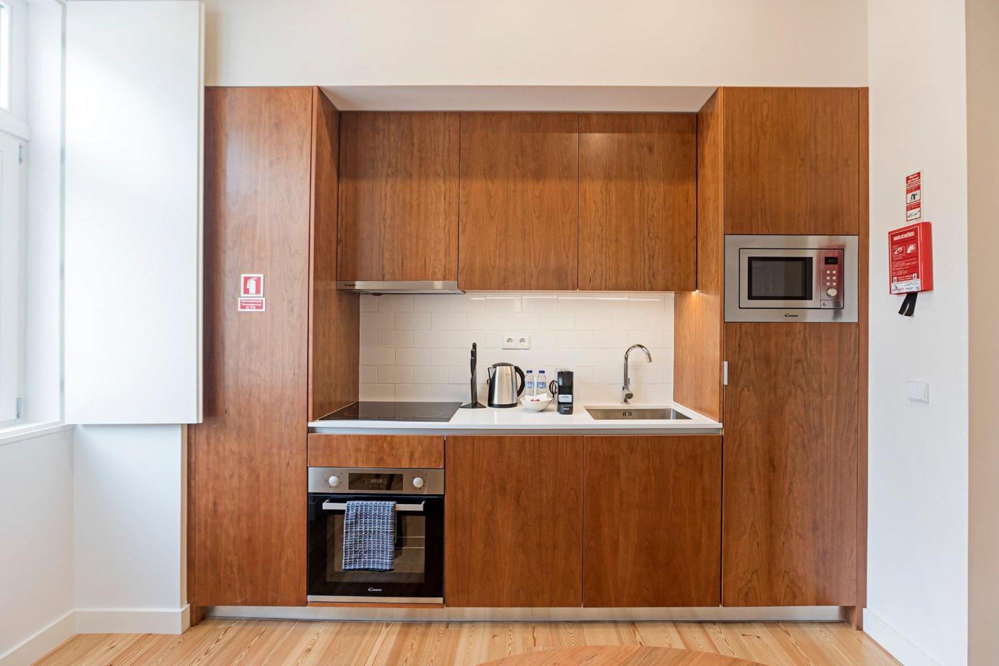 Superb Flat W Balcony And Ac By Lovelystay *