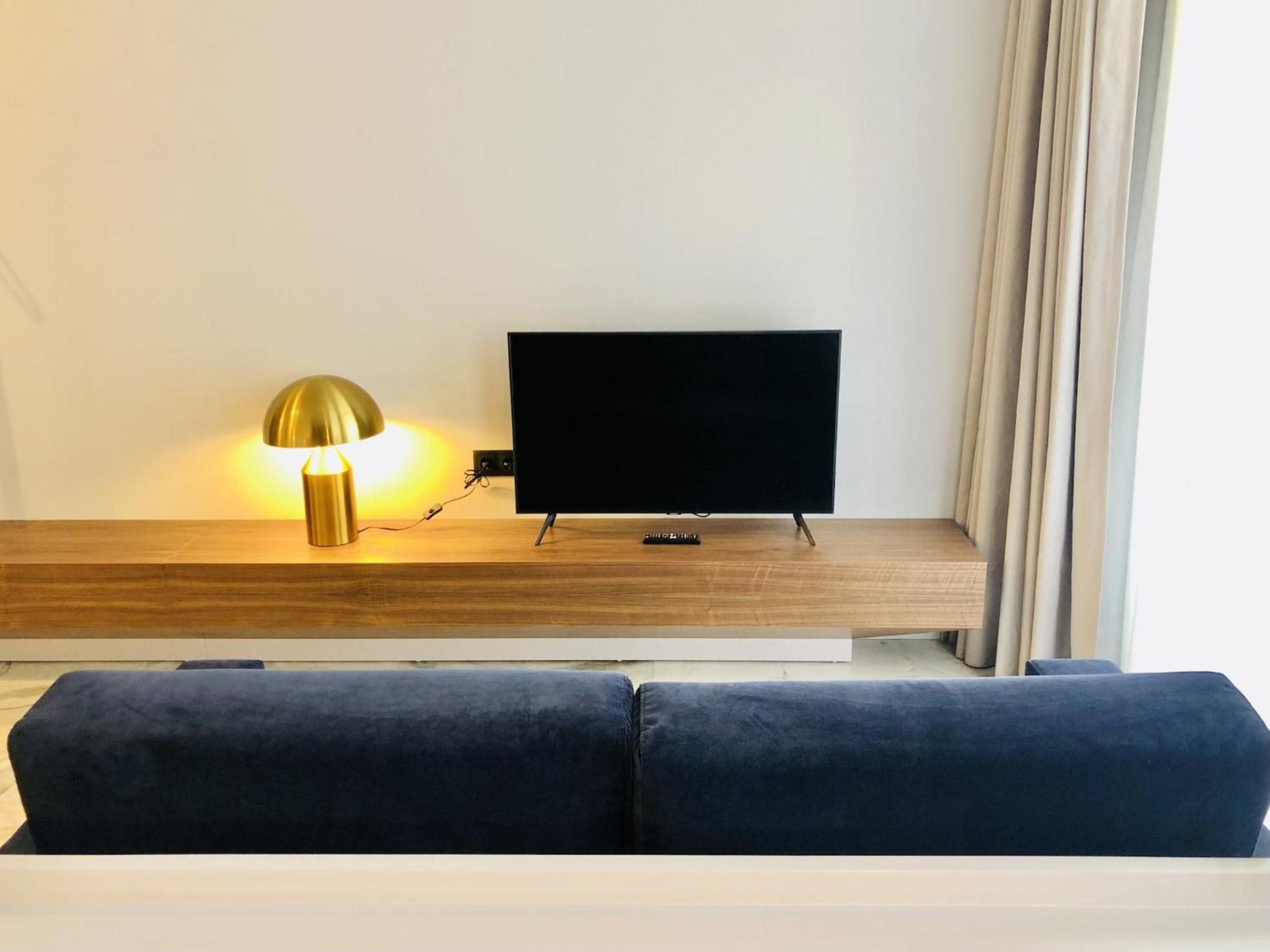 Bright And Spacious In