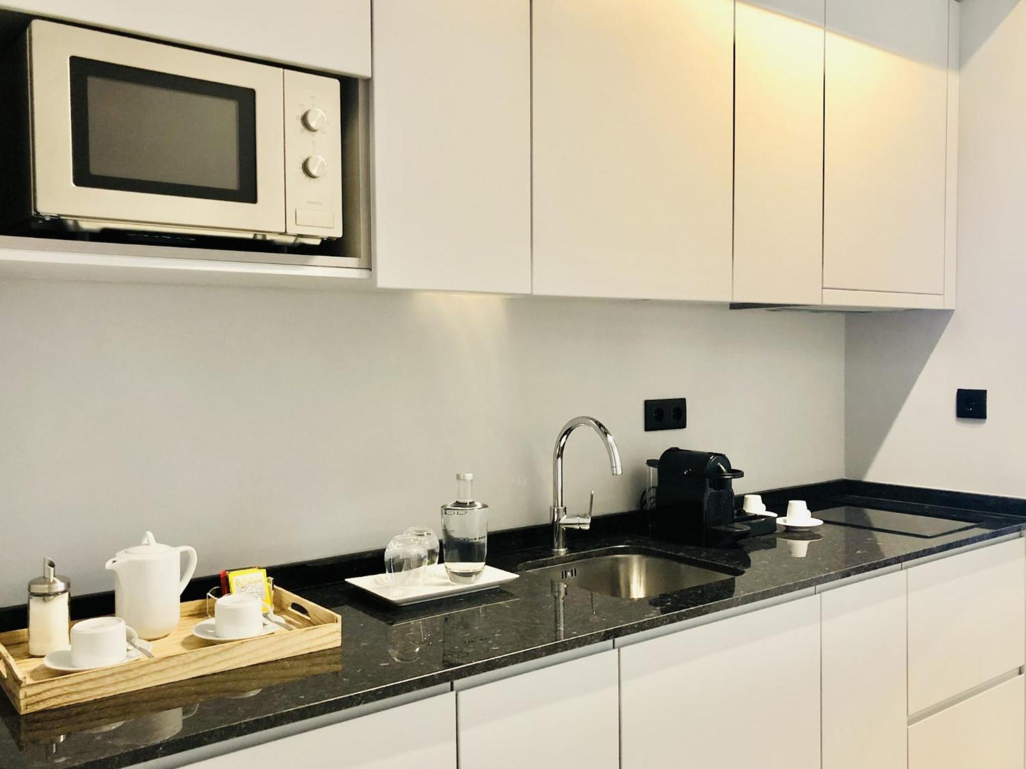 Bright And Spacious In * Oporto