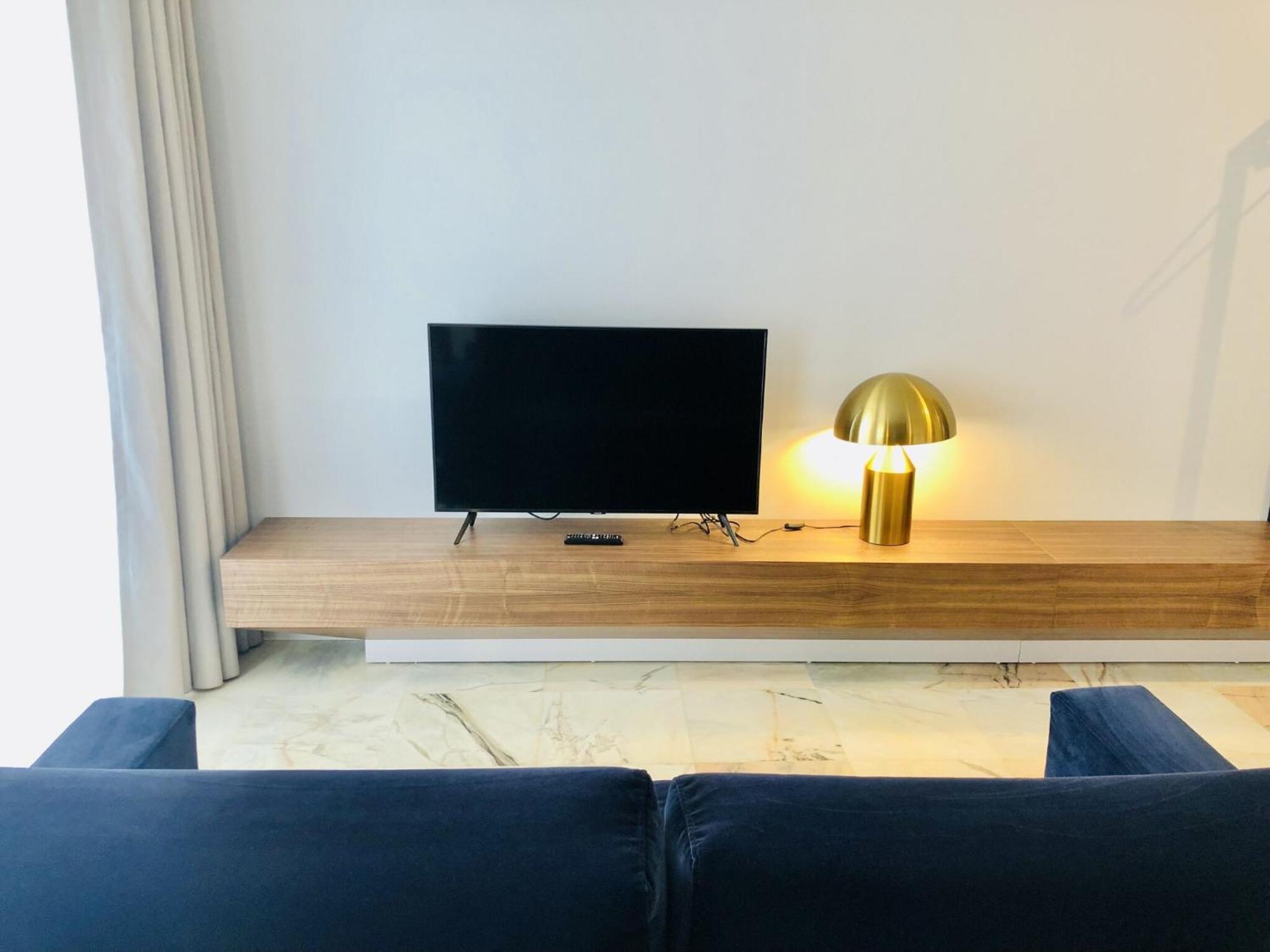 Apartamento Bright And Spacious In *