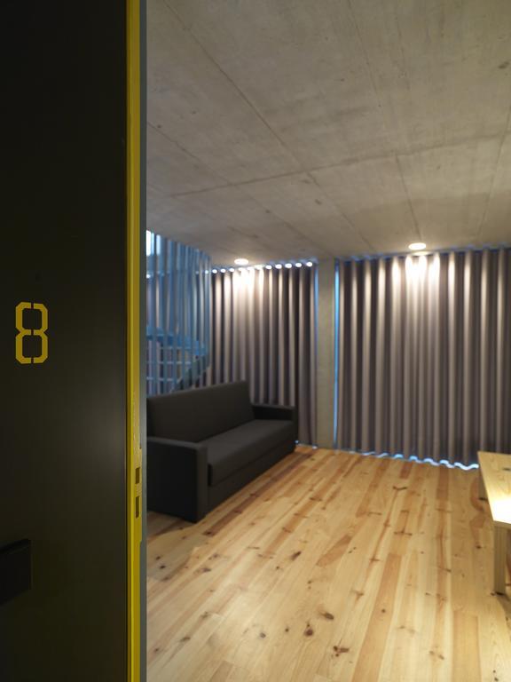 Feels Like Breiner 310 Design Modern Flats