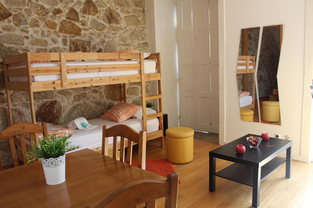 Hostal Happy & Oporto