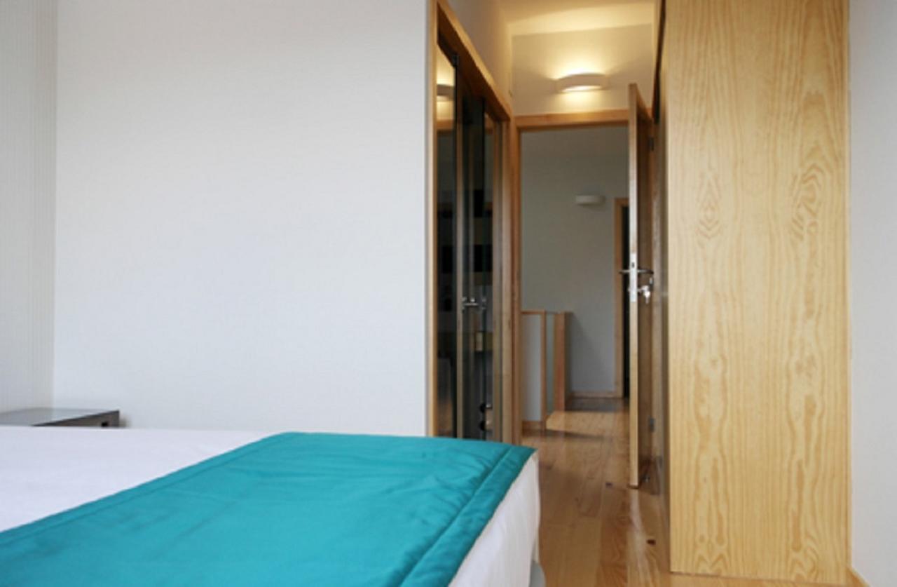 Faria House Guest house *