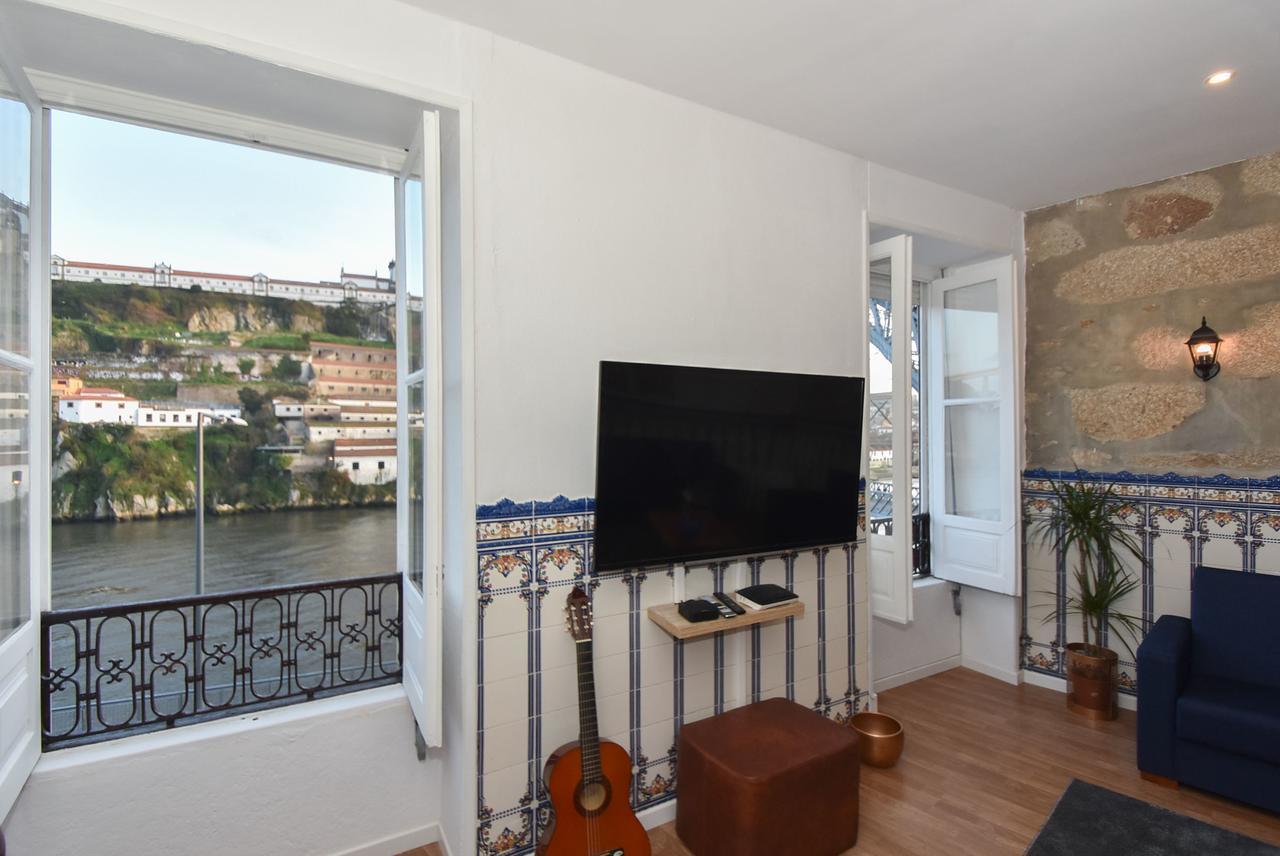 Guindais House * Oporto