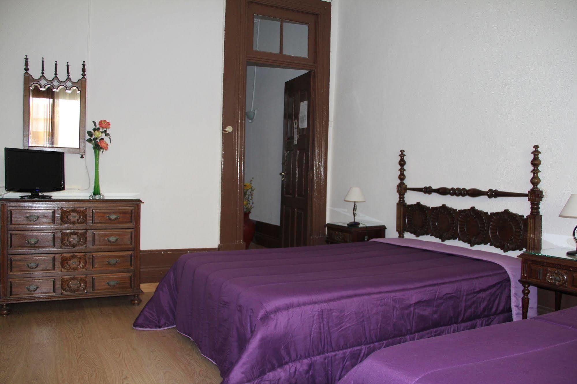 Almada Casa de hóspedes