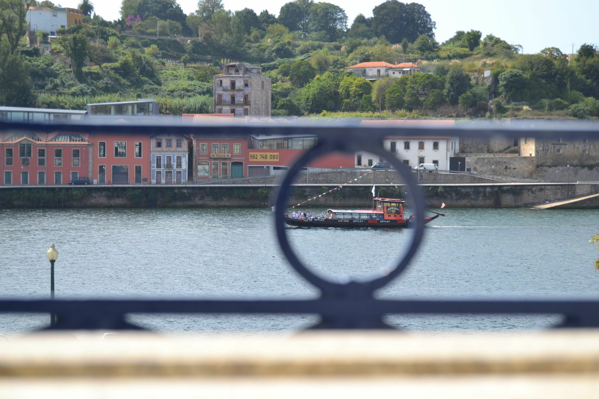 Happy & Oporto