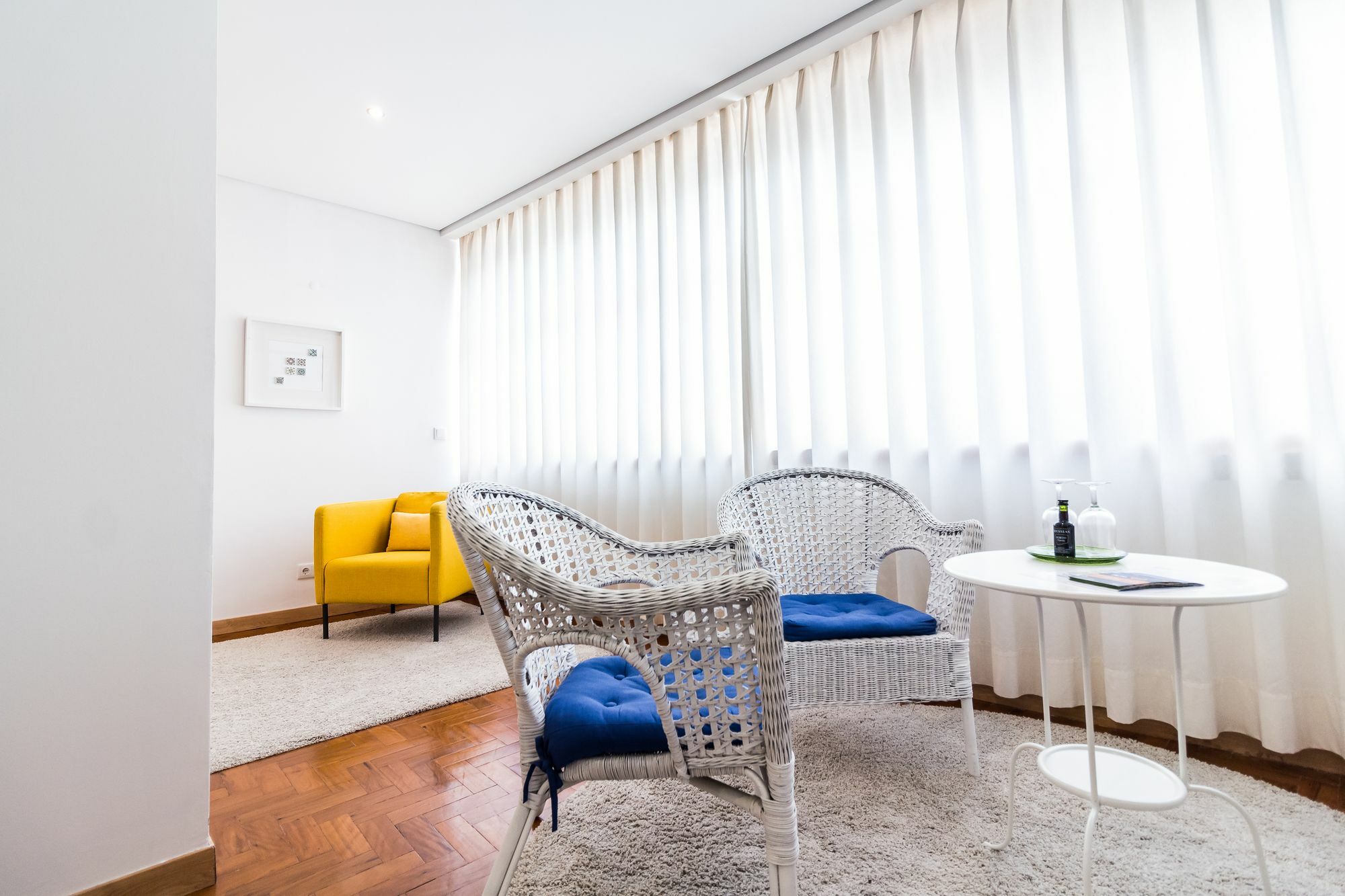 Stories Apartment *