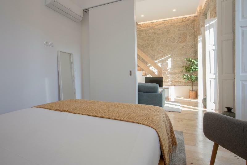 Liiiving In Terrace & Sunny Apartamento Oporto
