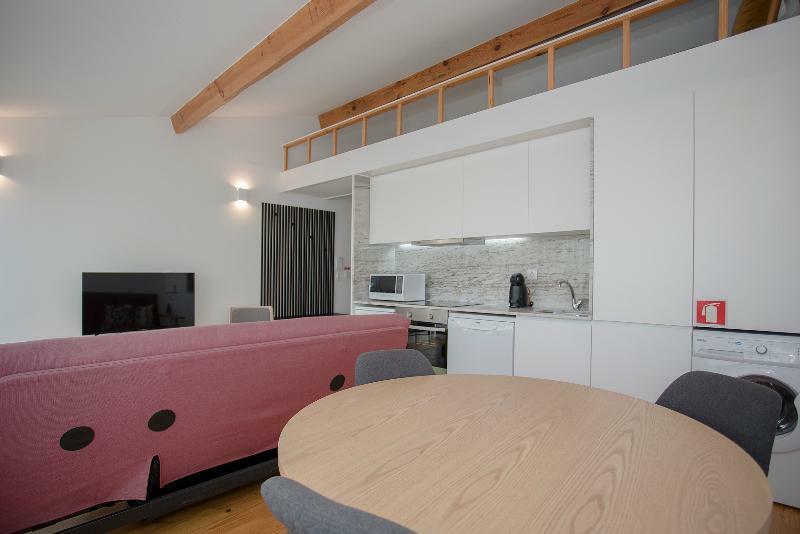 Mezzanine Downtown Balcony Apartamento *