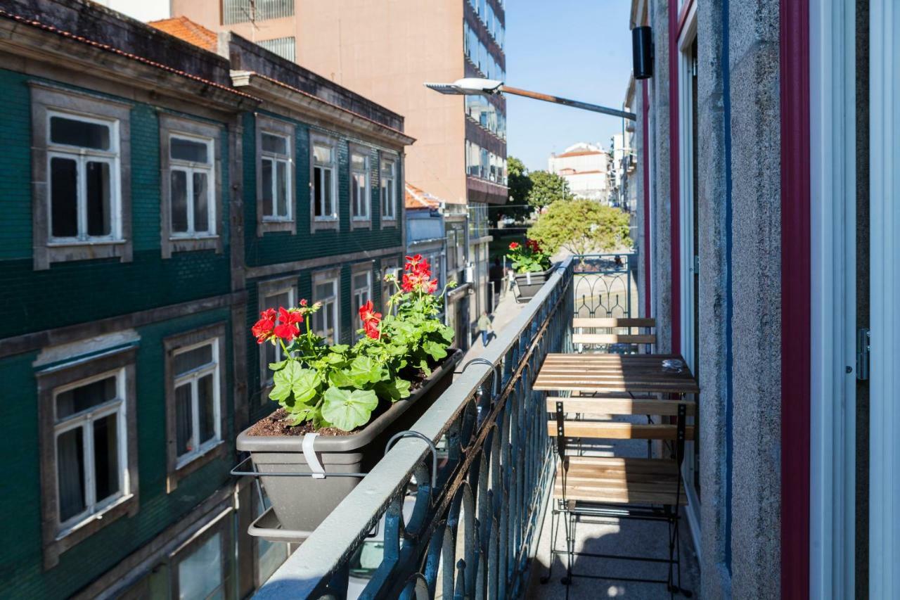Crowntown Oporto