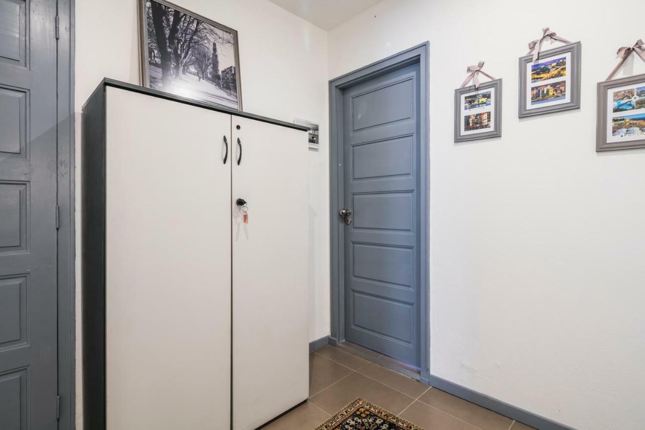 à Francos Gyn Lovers Apartamento