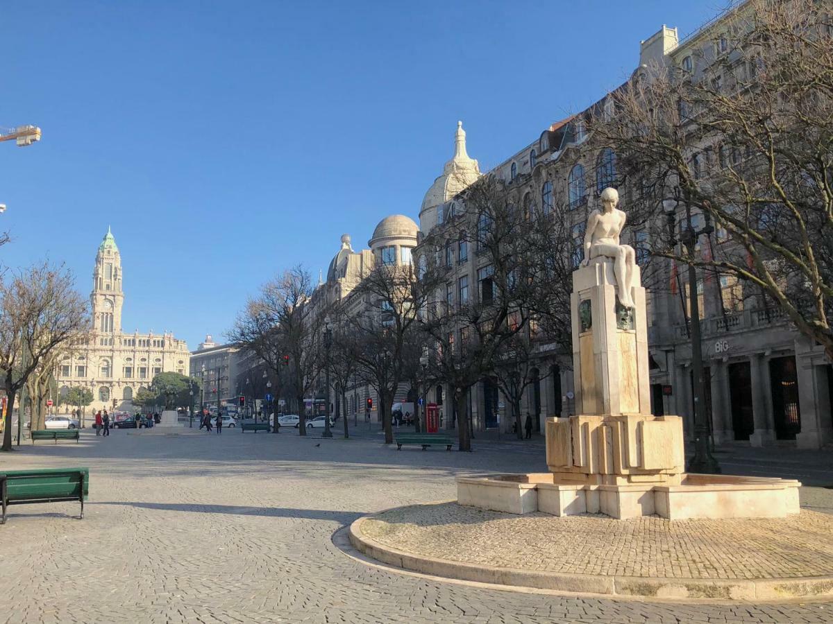 Apartamento Homeintown Almada - Downtown Elegant - Terrace Ac & Wifi Oporto