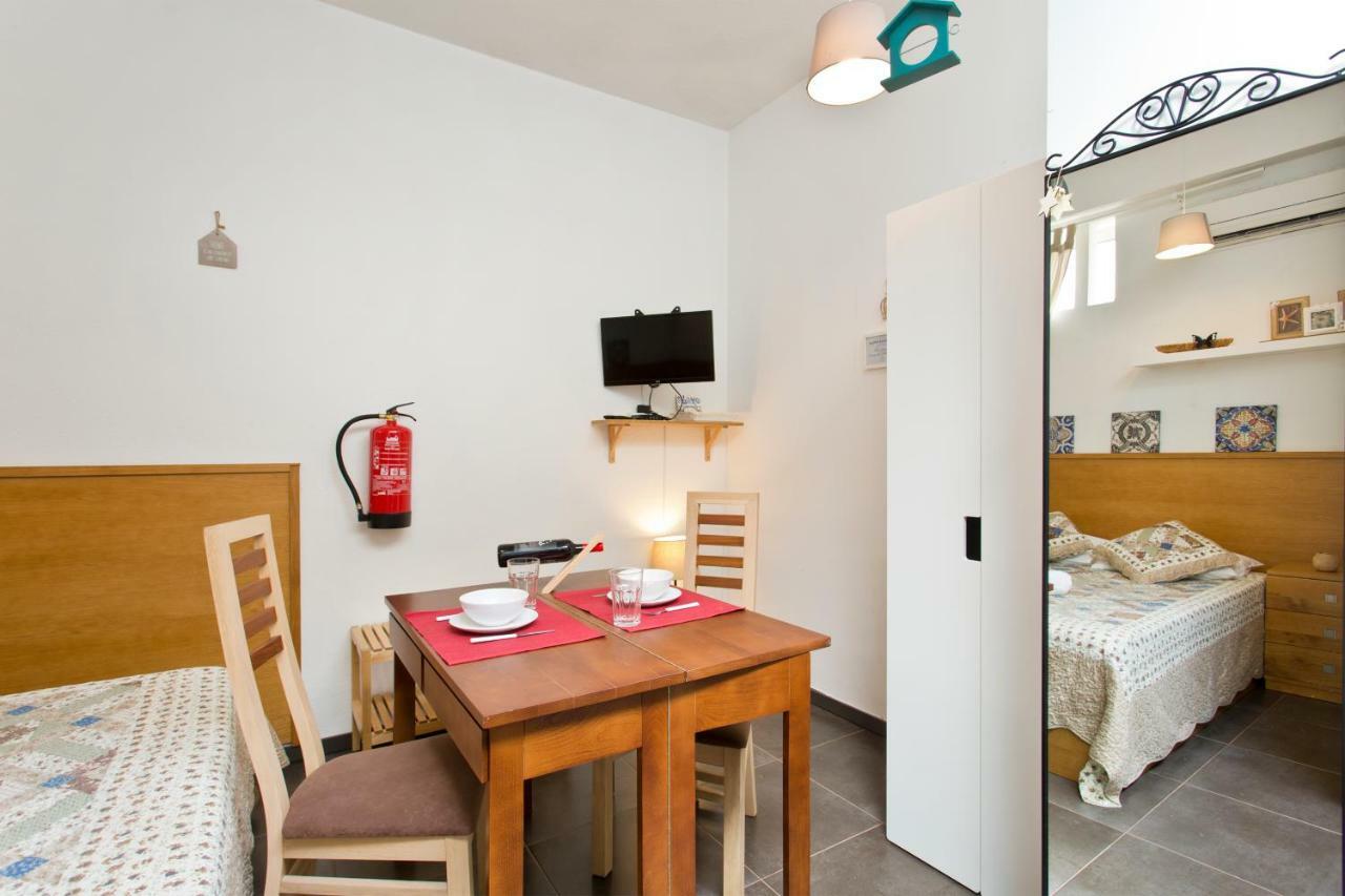 Host Wise - Cozy Quiet Flat - Trindade Station Apartamento Oporto