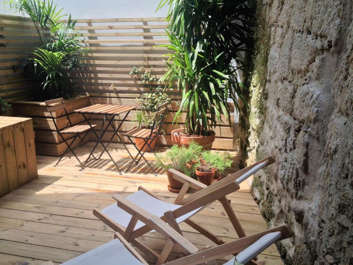 Apartamento 45 Flores: Rua Das Flores/s.bento Oporto
