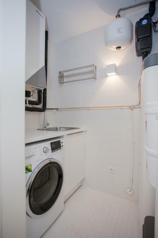 Liiiving In | Aliados Luxury Apartamento *