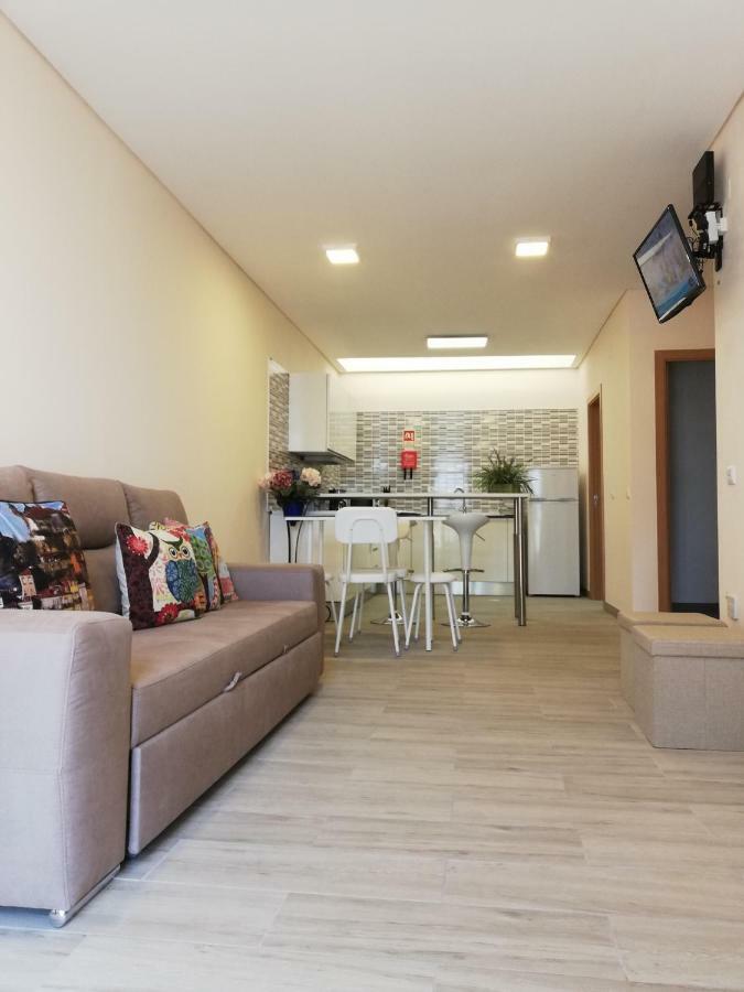 House River, Garden & Sunset Apartamento