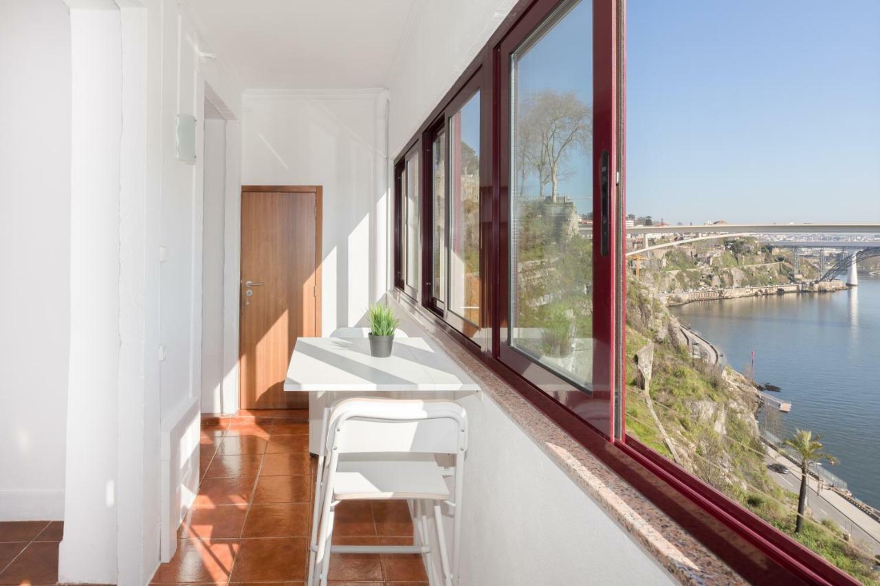Lovely Miradouro * Oporto