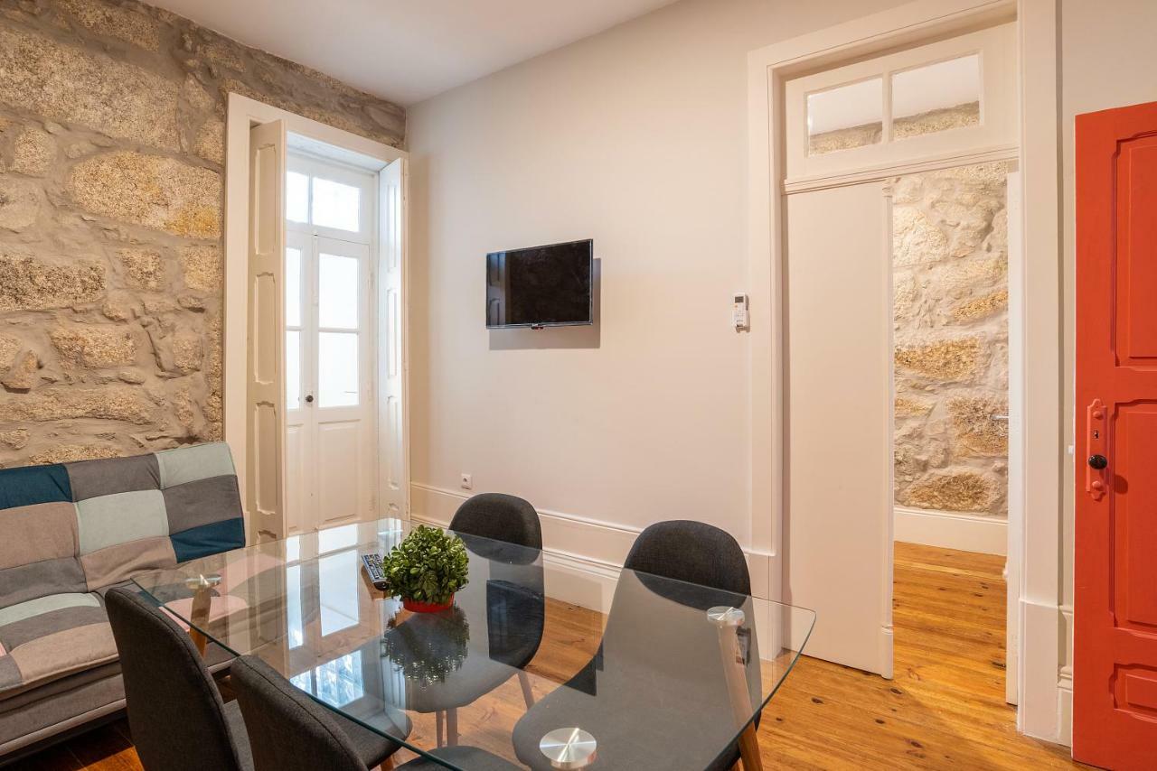 Zd Moreira Flats C By Portoproperties4you * Oporto
