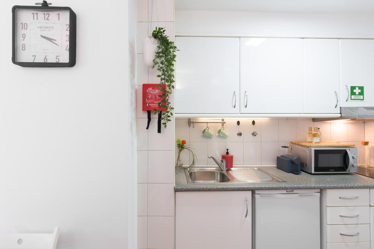 Cozy Bright Flat | Ace Location 5 Min Aliados #09 *