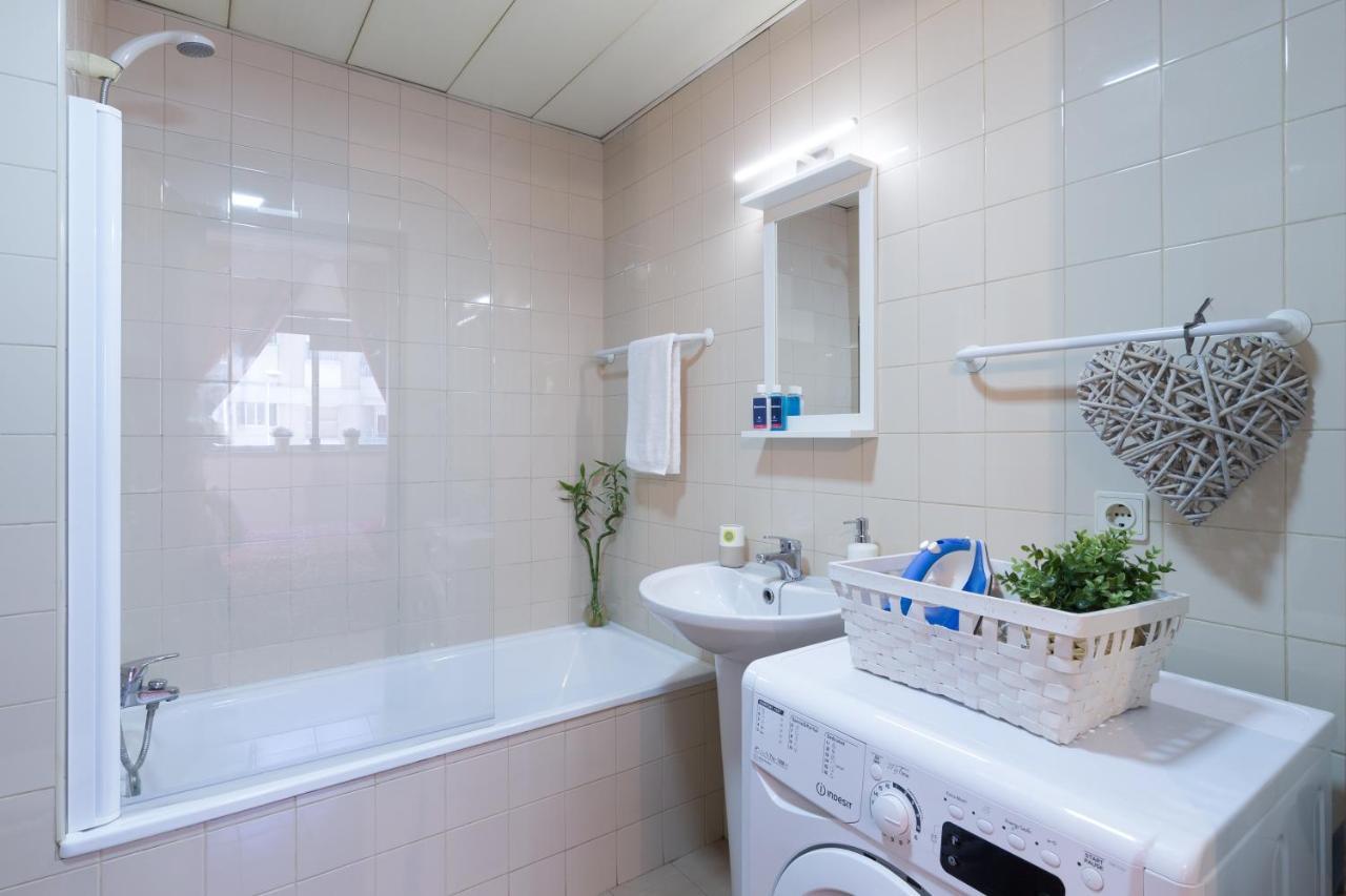 Cozy Bright Flat | Ace Location 5 Min Aliados #09 * Oporto
