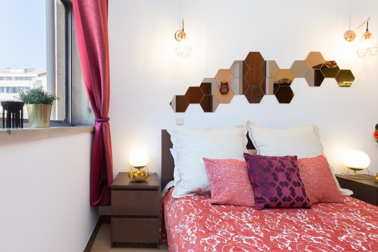 Apartamento Cozy Bright Flat | Ace Location 5 Min Aliados #09 Oporto