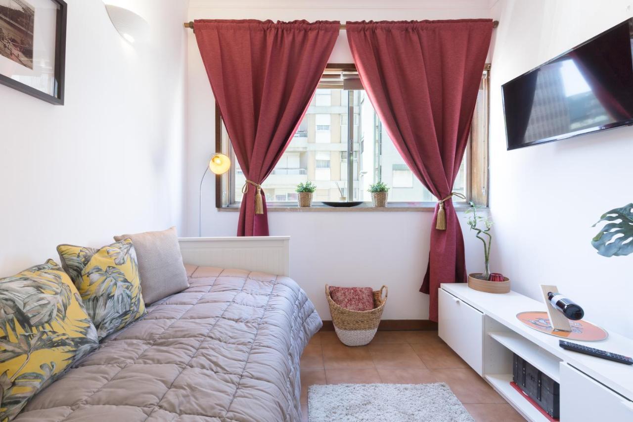 Cozy Bright Flat | Ace Location 5 Min Aliados #09 Apartamento *