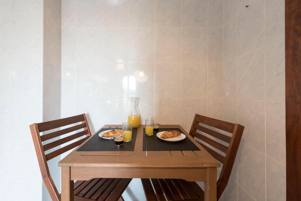 Lovelystay - Homey Feeling Flat W/ Free Parking * Oporto