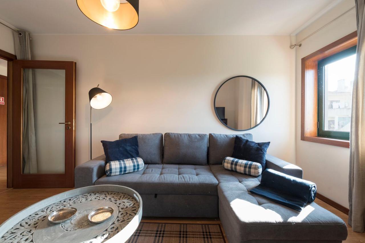 Lovelystay - Homey Feeling Flat W/ Free Parking * Oporto