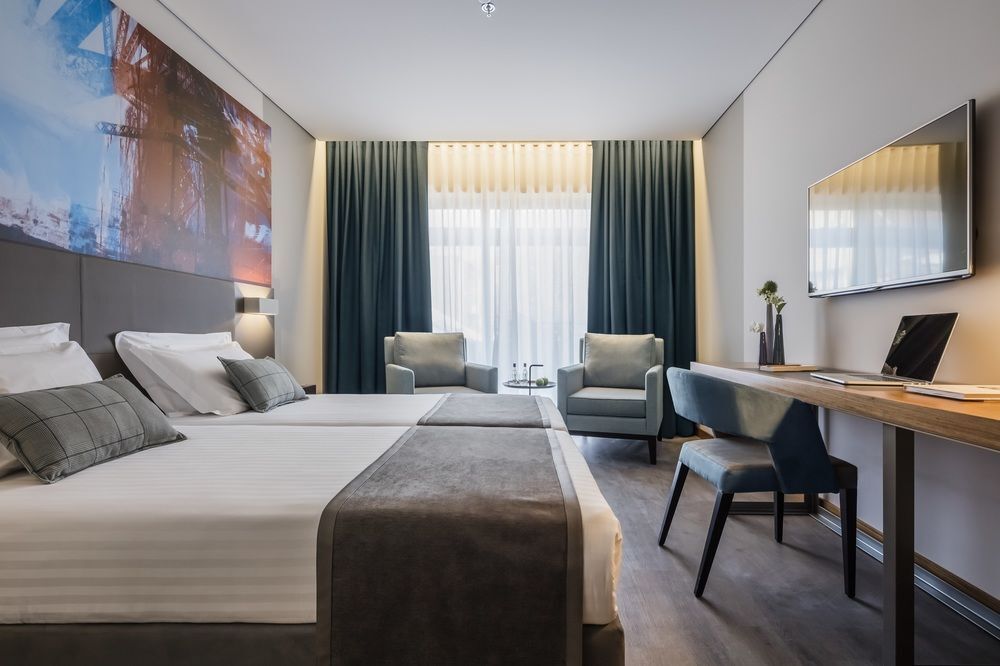 Timbre Heroismo Hotel 4*