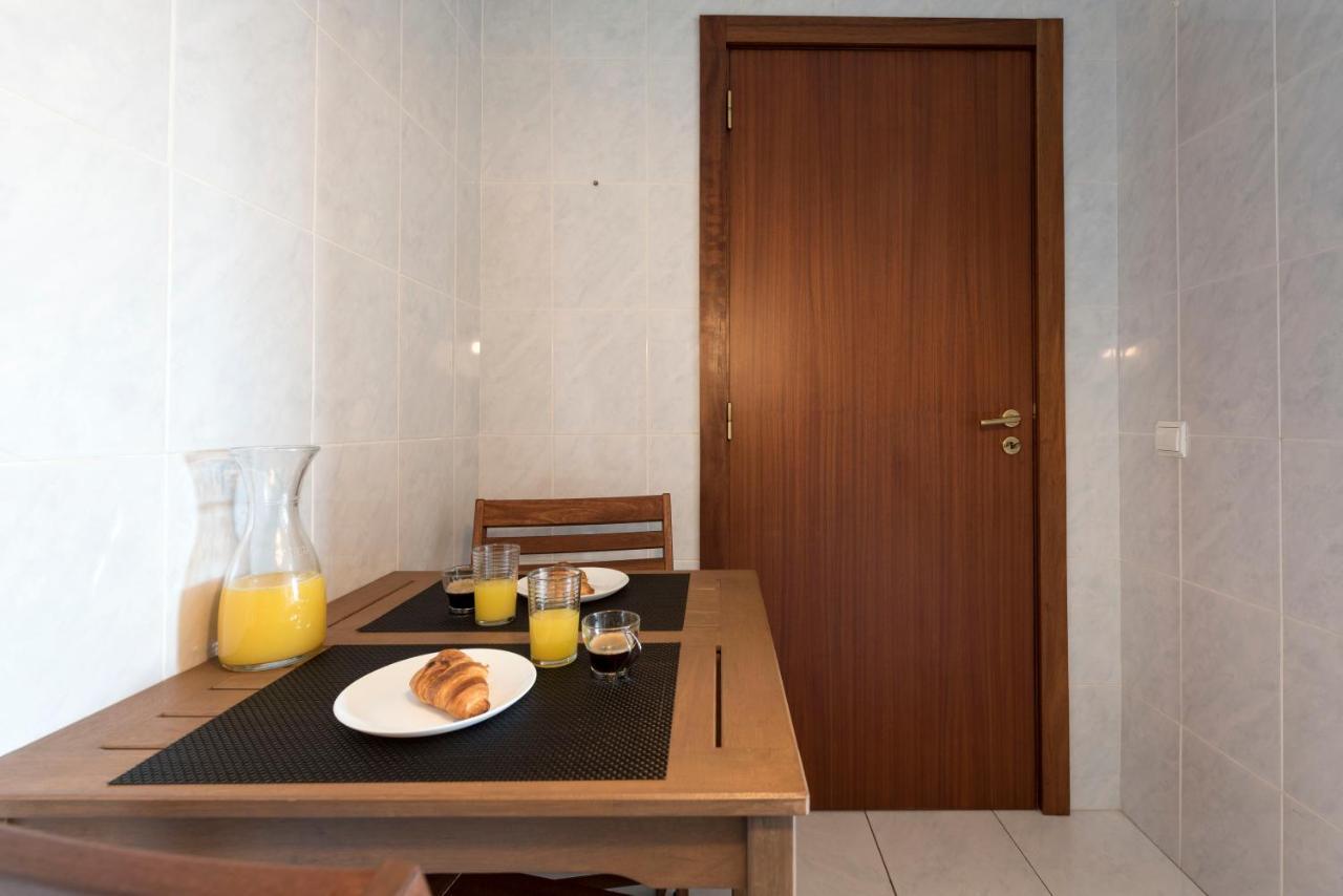 Apartamento Lovelystay - Homey Feeling Flat W/ Free Parking
