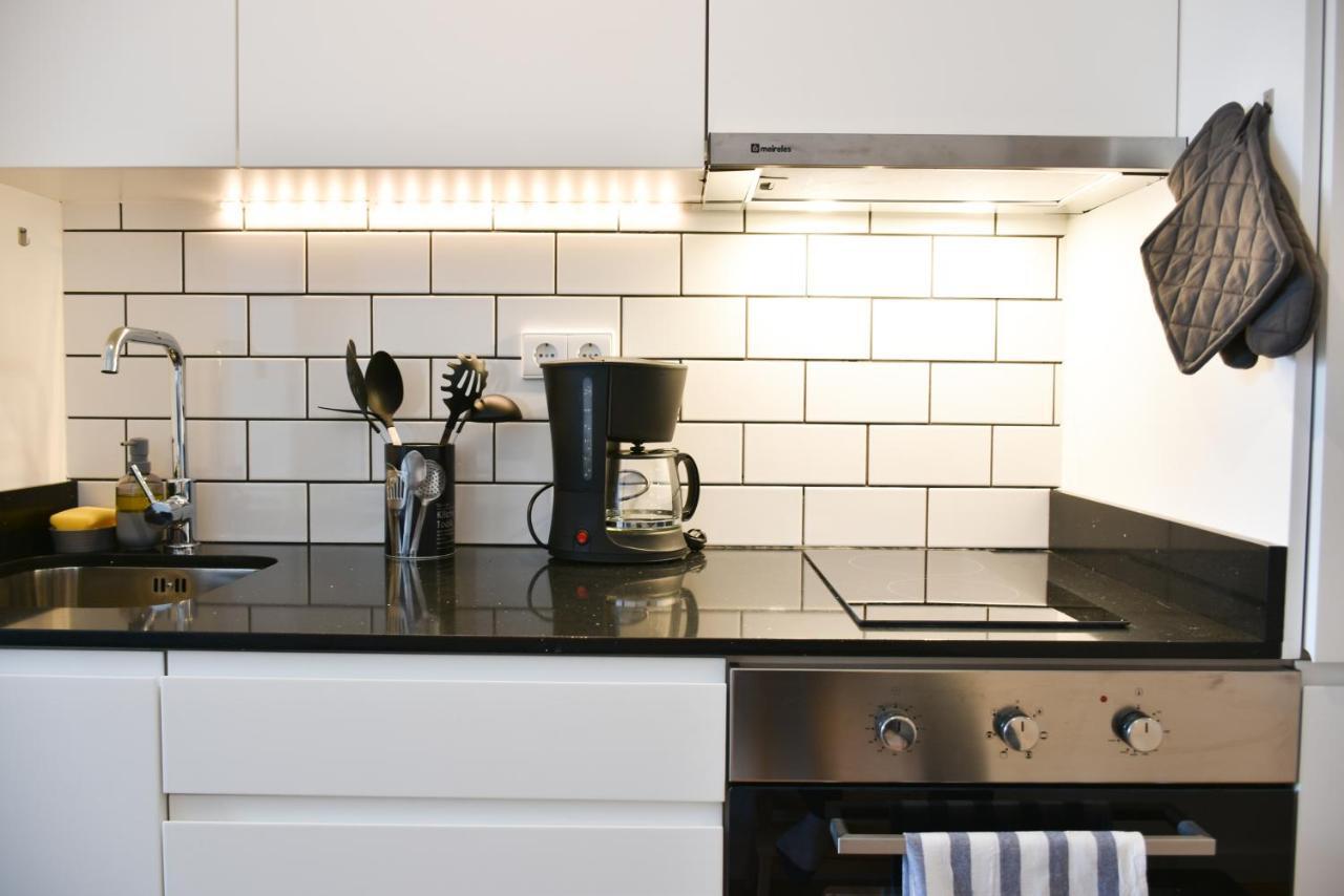 Apartamento Comfortable&central W/balcony-9 Min Walk Trindade Oporto